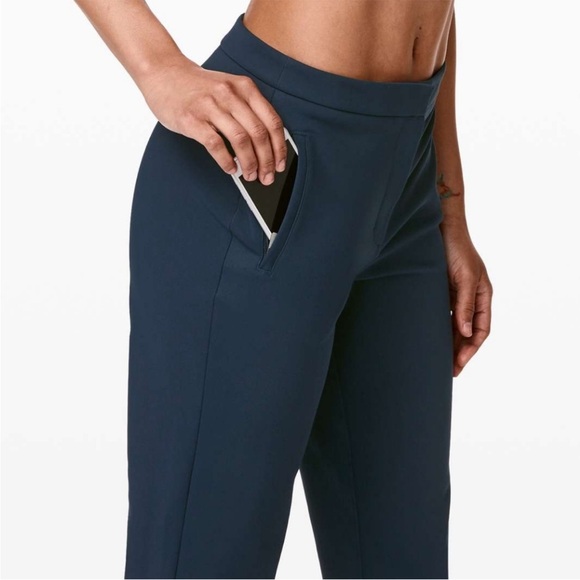 Lululemon On The Move Pants in True Navy - Picture 3 of 8